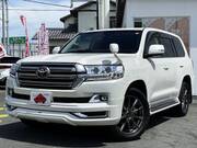2018 TOYOTA LAND CRUISER