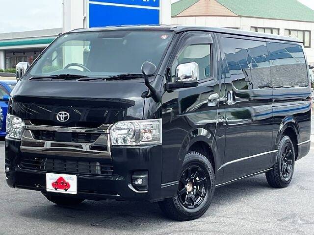 TOYOTA HIACE VAN