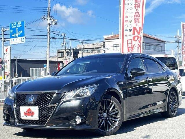 TOYOTA CROWN