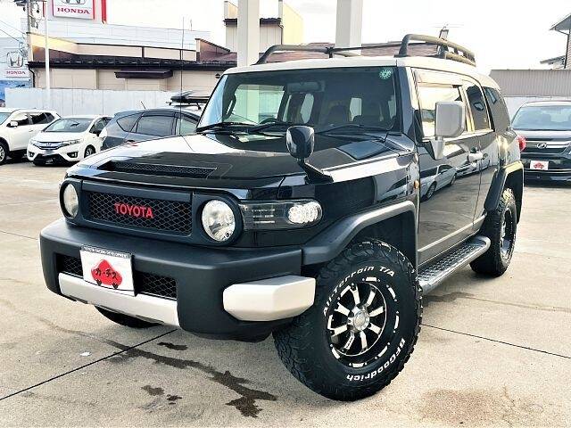TOYOTA FJ CRUISER
