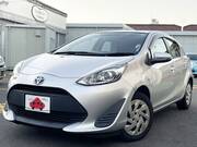 2017 TOYOTA AQUA L