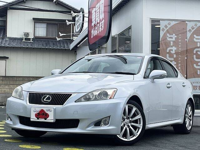 LEXUS IS