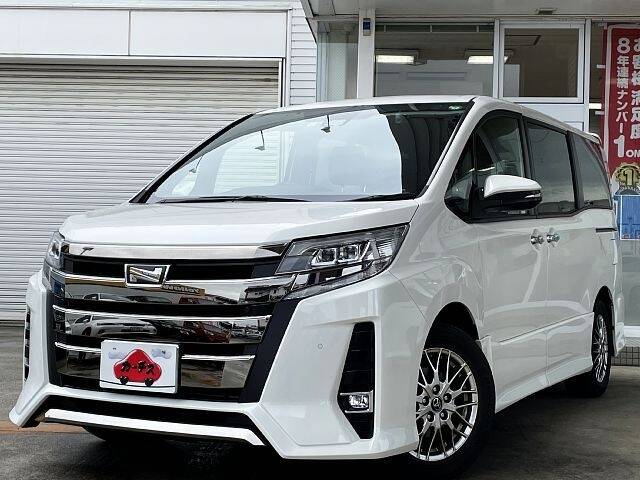 TOYOTA NOAH