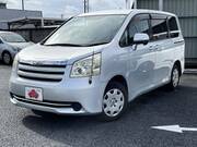 2009 TOYOTA NOAH X