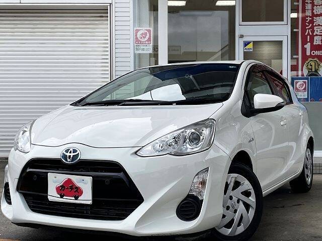 TOYOTA AQUA S