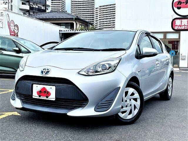 TOYOTA AQUA L