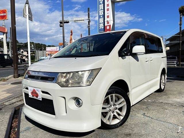 MITSUBISHI DELICA D5