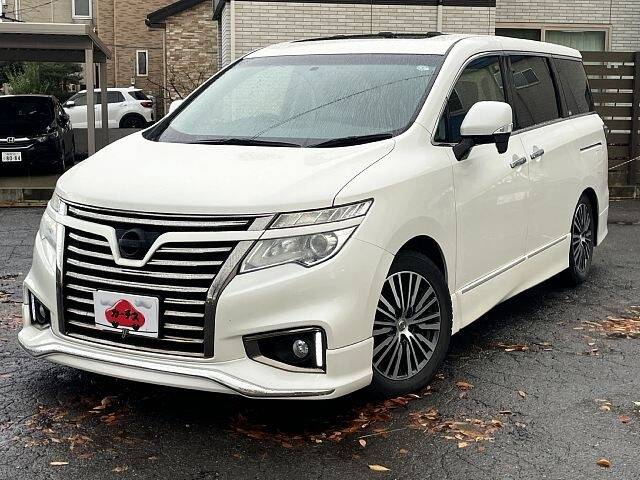 NISSAN ELGRAND