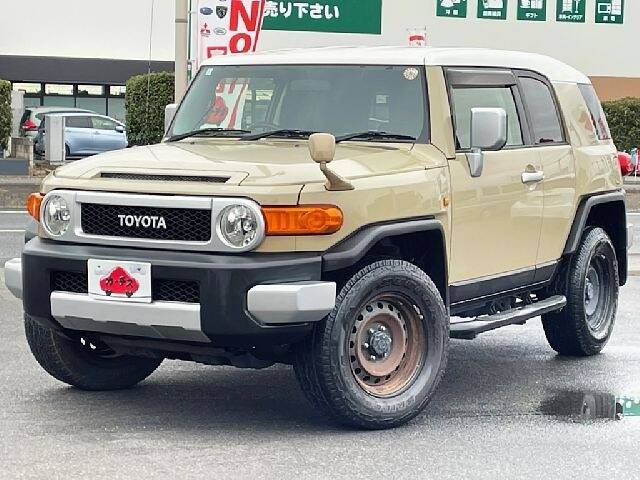 TOYOTA FJ CRUISER