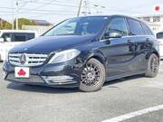 2013 MERCEDES BENZ B180