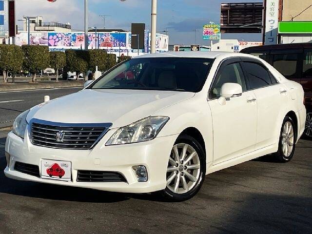 TOYOTA CROWN ROYAL SALOON
