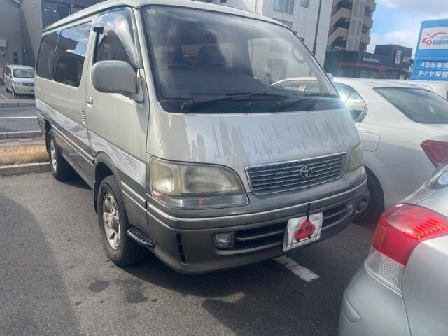 TOYOTA HIACE WAGON