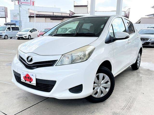 TOYOTA VITZ (YARIS) F