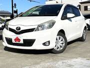 2013 TOYOTA VITZ F