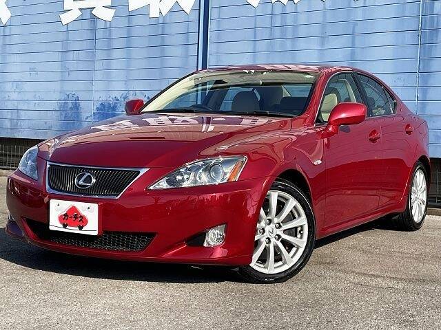 LEXUS IS