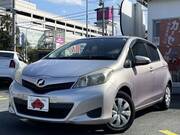 2011 TOYOTA VITZ F