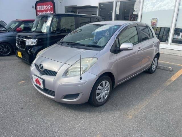 TOYOTA VITZ (YARIS)