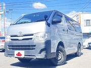 2010 TOYOTA HIACE VAN