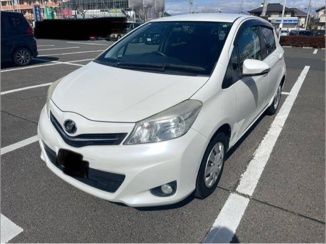 TOYOTA VITZ (YARIS)