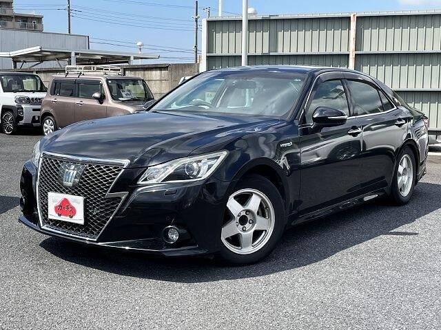 TOYOTA CROWN