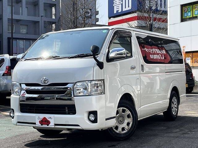 TOYOTA REGIUS ACE VAN