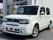 2010 NISSAN CUBE