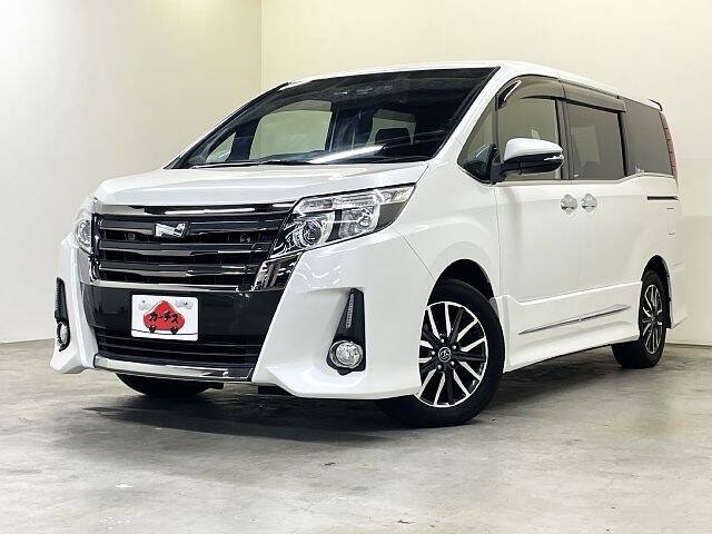 TOYOTA NOAH