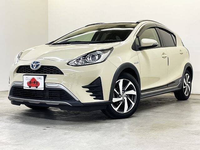 TOYOTA AQUA CROSSOVER