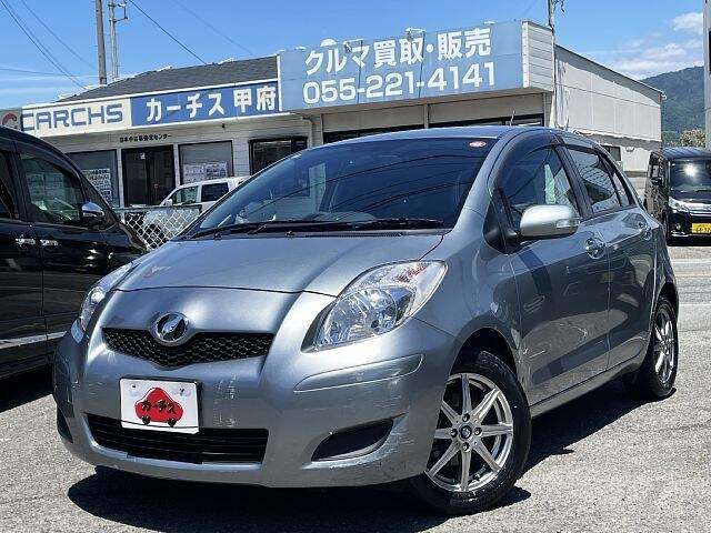 TOYOTA VITZ (YARIS) U