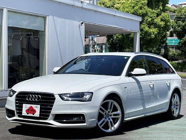 AUDI A4 AVANT
