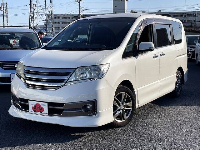 NISSAN SERENA