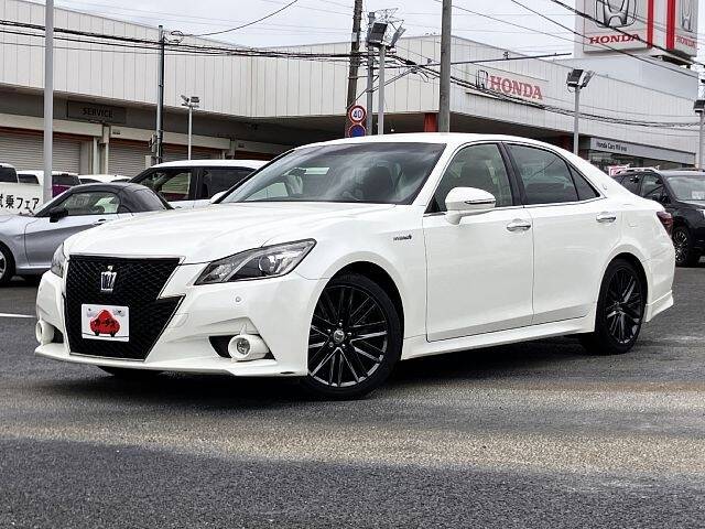 TOYOTA CROWN