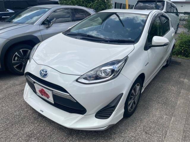 TOYOTA AQUA S