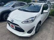 2017 TOYOTA AQUA S