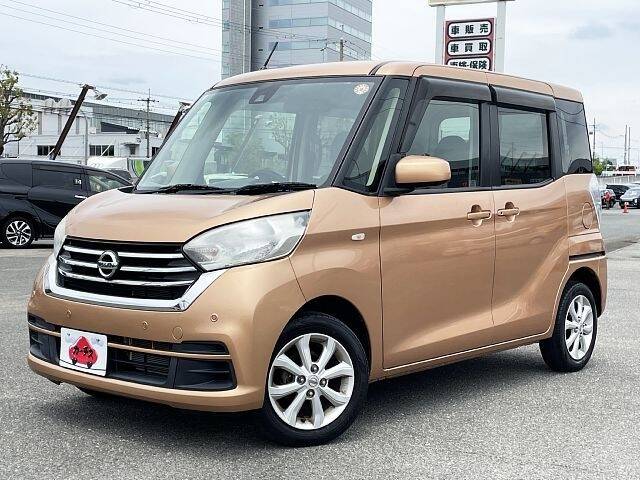 NISSAN DAYZ ROOX