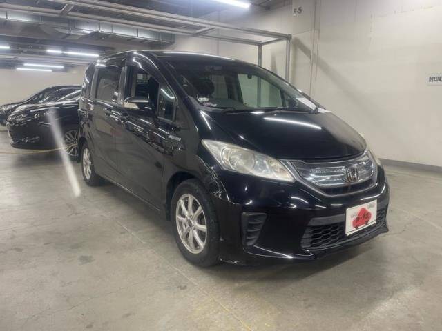 HONDA FREED HYBIRD