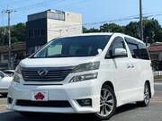 2010 TOYOTA VELLFIRE