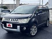 2010 MITSUBISHI DELICA D5