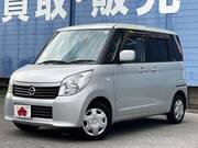 2013 NISSAN ROOX