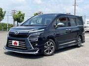 2019 TOYOTA VOXY