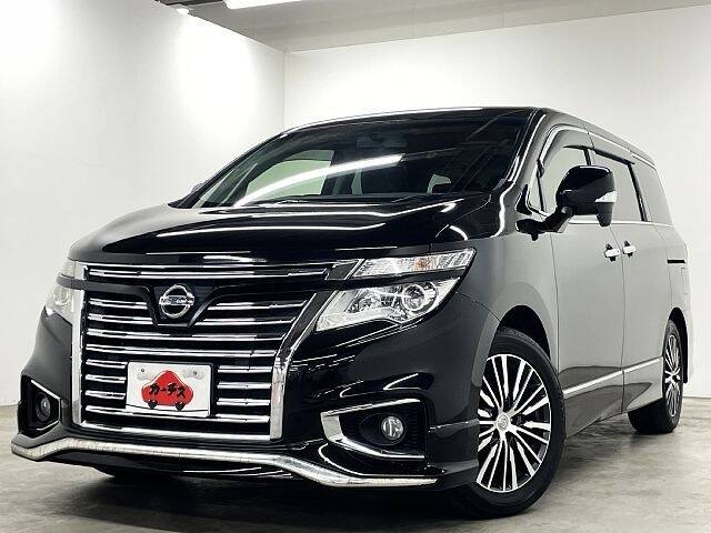 NISSAN ELGRAND HIGHWAYSTAR