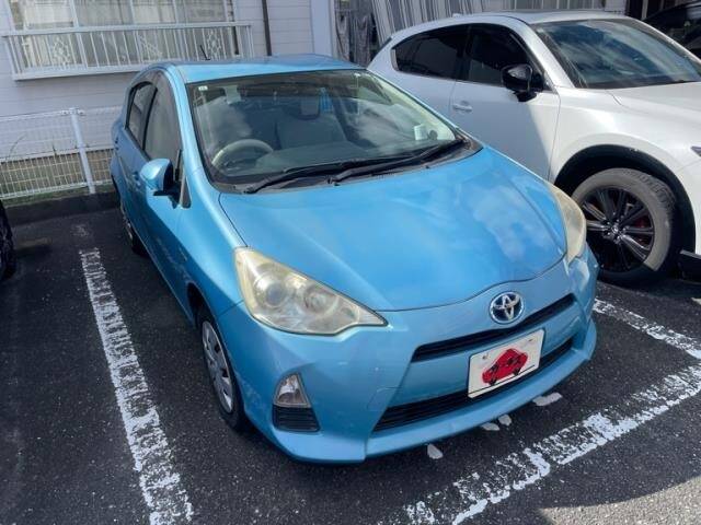 TOYOTA AQUA L