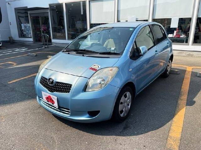 TOYOTA VITZ (YARIS)