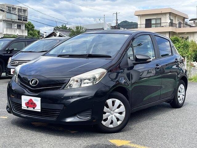 TOYOTA VITZ (YARIS)