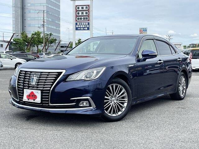 TOYOTA CROWN