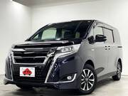 2017 TOYOTA ESQUIRE