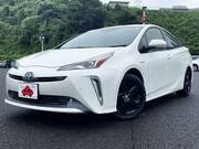 2019 TOYOTA PRIUS