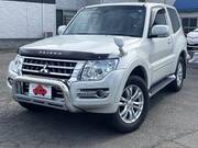 2016 MITSUBISHI PAJERO