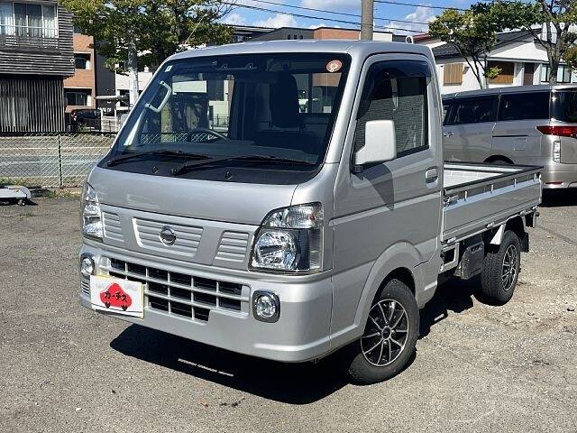 NISSAN NT100　CLIPPER