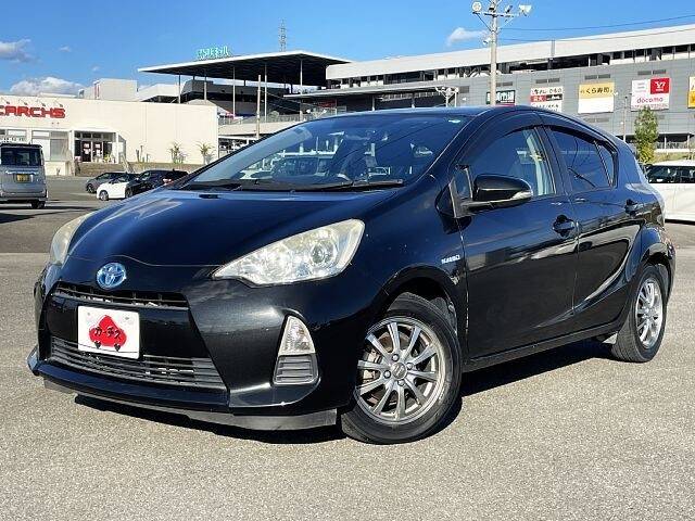 TOYOTA AQUA S